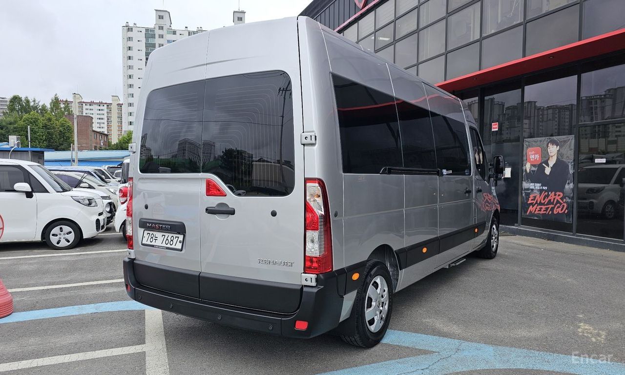 Image 12